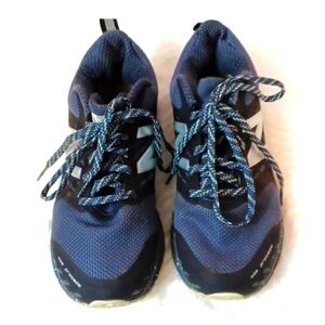 New Balance Response 2.0    Gray & Black Athletic Sneakers sz‎ 6 M